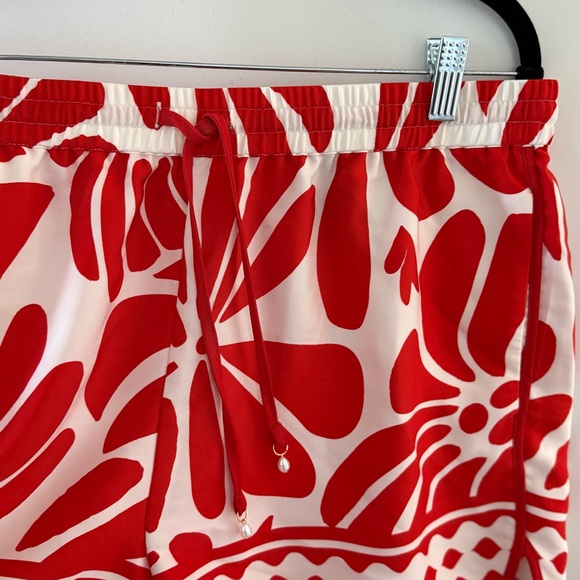 H&M Patterned Set - Picture 5 of 10